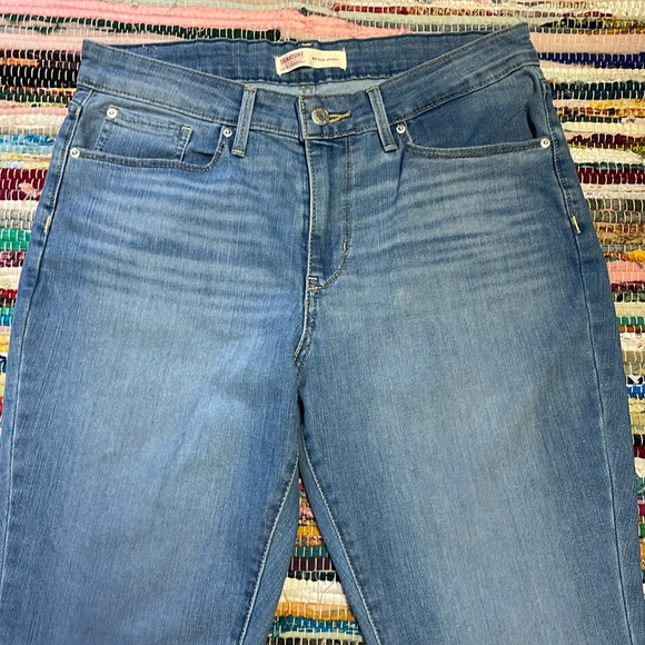 Signature by Levi’s Mid Rise Skinny Jeans-#1878 - Picture 2 of 13